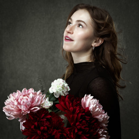 portrait femme floral Genève Abigail